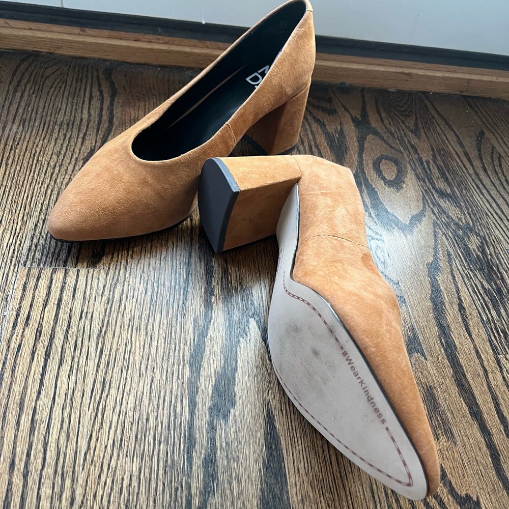 M4D3 style Helen suede shoes